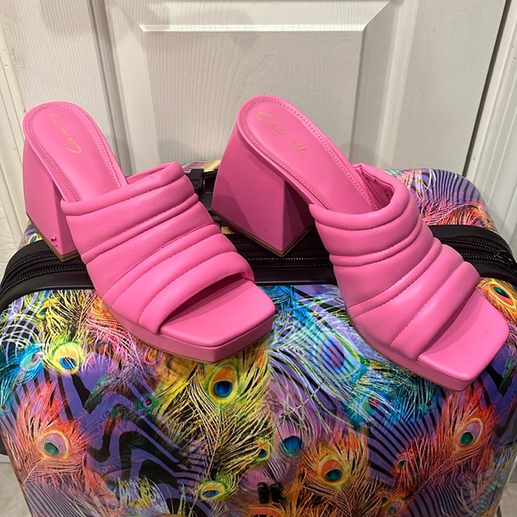 Circus by Sam Edelman Barbie Pink Platform Sandals NWT - Picture 1 of 6